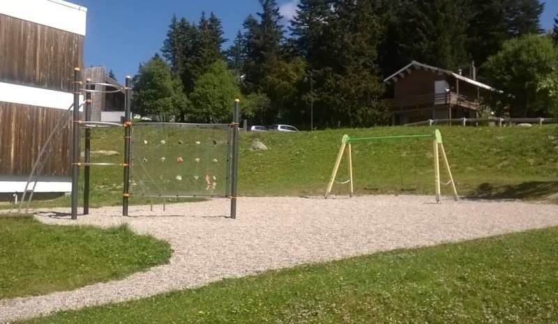 Aire de jeux pour enfants - Chamrousse 1750 - Ecole