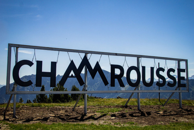 Chamrousse summer letters photo point