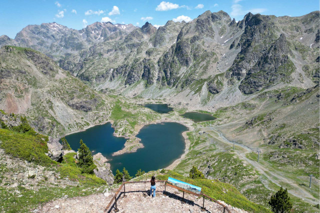 Chamrousse Belledonne viewpoint with Robert lakes