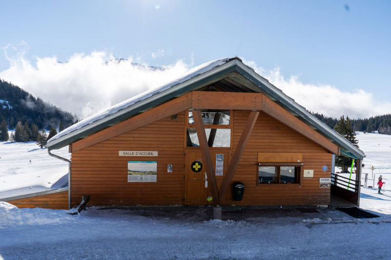 Salle hors-sac Chamrousse 1600 - Plateau Arselle (domaine nordique)