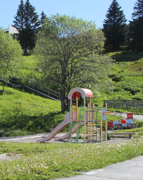 Aire de jeux pour enfants - 1750 - Centre commercial