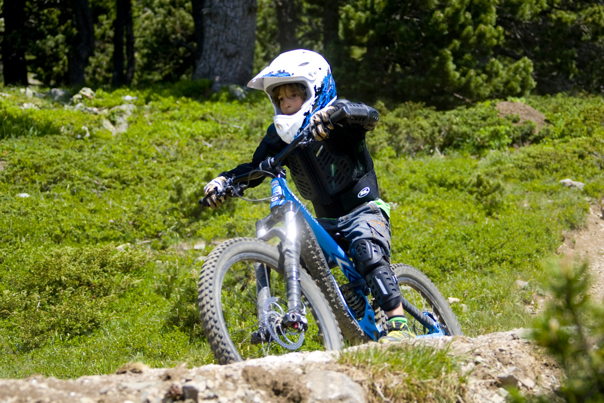 Encadrement VTT, engins de descente et VAE