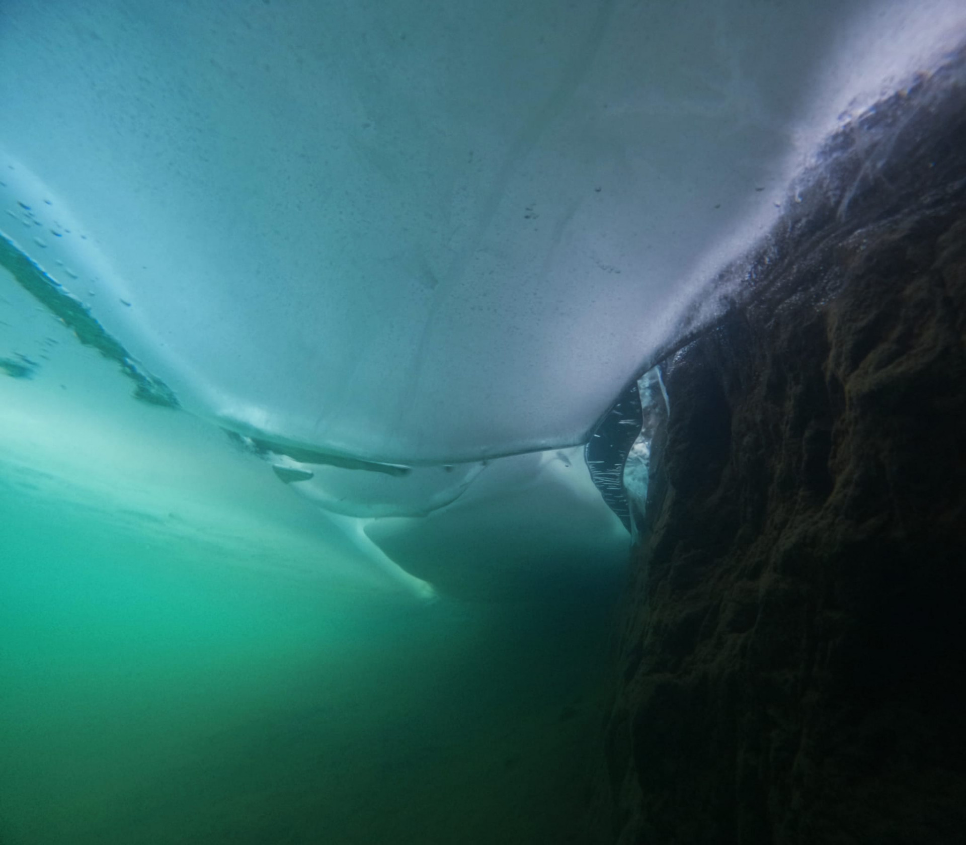 Ice diving