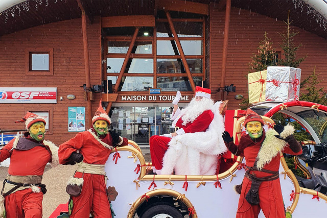 Schlitten Weihnachtsmann und Kobolde Chamrousse