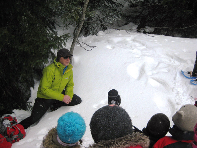 Olivier Bizet snowshoe outing