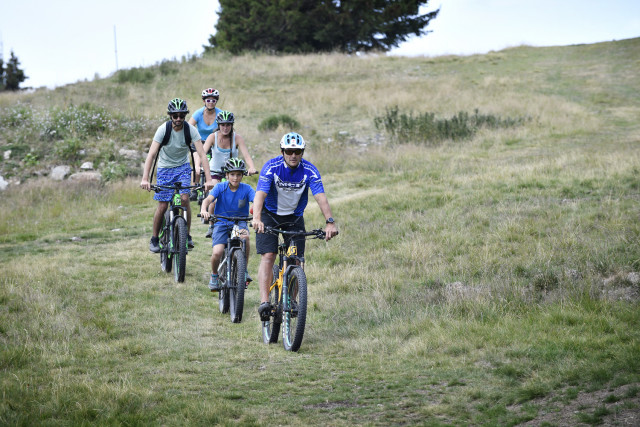 Chamrousse bike patrol