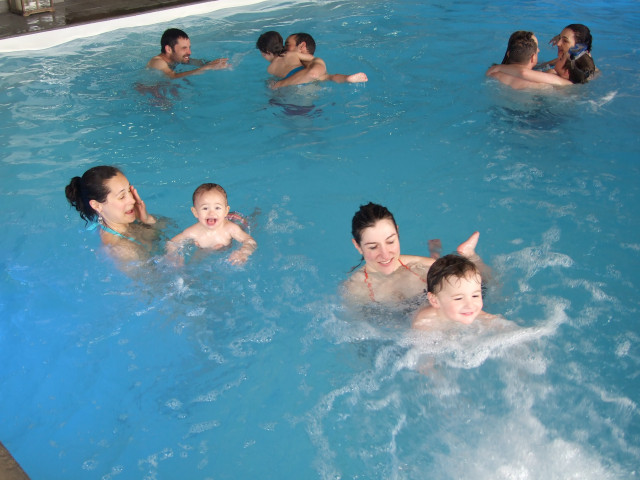 Swimming-pool parent/child