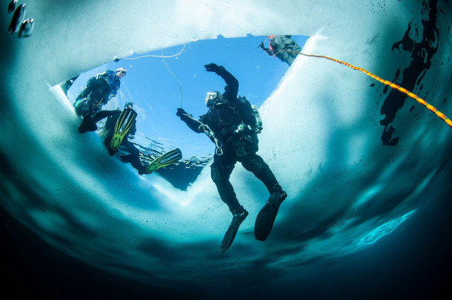 Ice diving adventure, frozen lake bath, bivouac on frozen lake and Chamrousse snowshoes